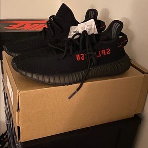 Brand new yeezy 350 size 6.5
